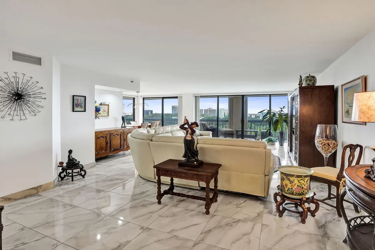 1900 CONSULATE Place 604, West Palm Beach, FL – photo 4