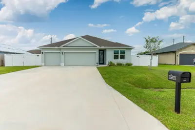 1912 SW FANFARE Street, Port St. Lucie – Single Family Residence for sale