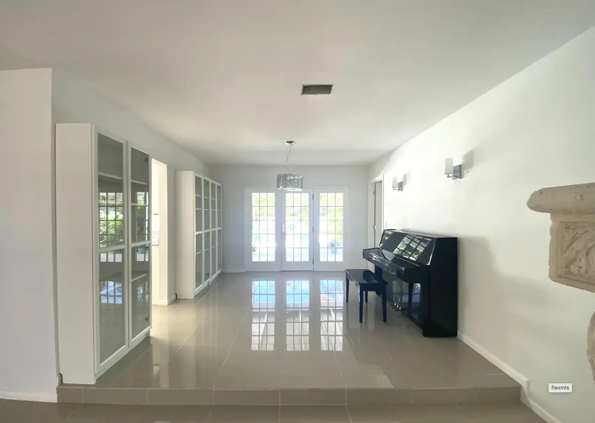 Formal Dining at 2327 WINDSOR Road, Palm Beach Gardens