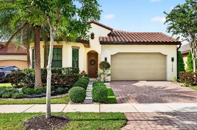 11760 E EASTLAKE Court, Parkland – Single Family Residence for sale