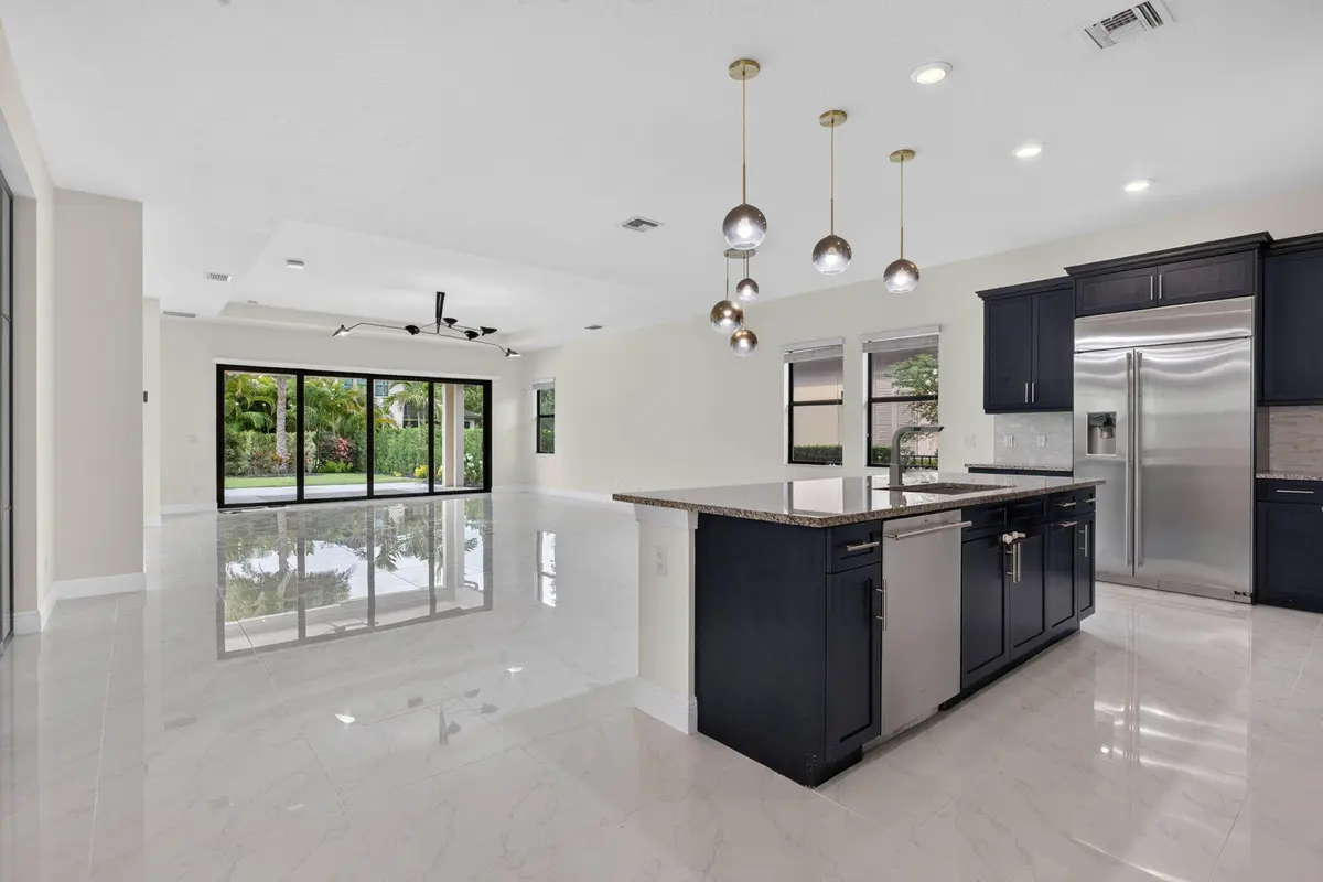 25-web-or-mls-11760-24 at 11760 E EASTLAKE Court, Parkland