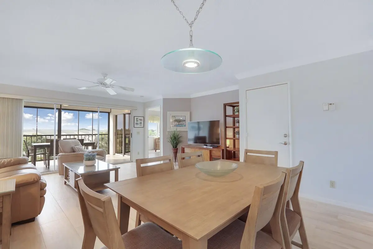 Dinning / Living at 275 Palm Avenue A404, Jupiter
