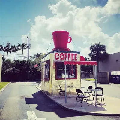 Drive thru coffee shop in Dania Beach, FL