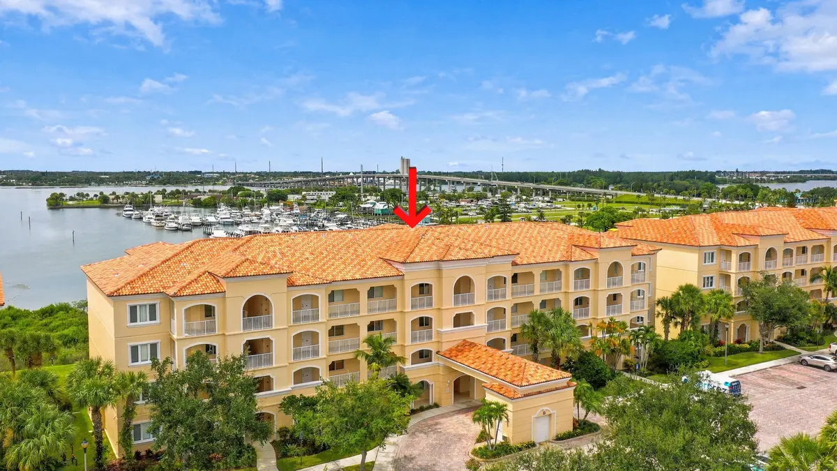 Building 32 at 32 Harbour Isle Drive 103, Fort Pierce