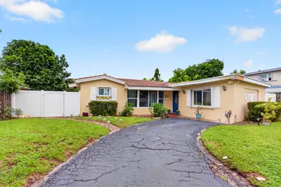 3550 NW 33RD Terrace, Lauderdale Lakes – sold