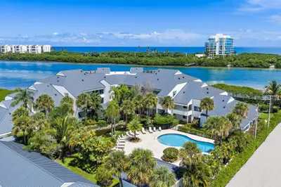 200 WATERWAY Road 105, Tequesta – Condominium for sale