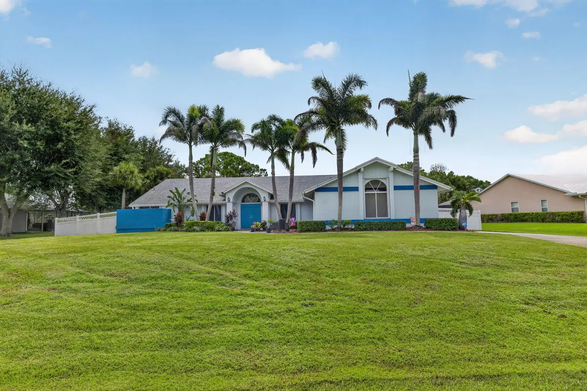 2-web-or-mls-3A5A9058 at 1784 SW GREGOR Way, Stuart