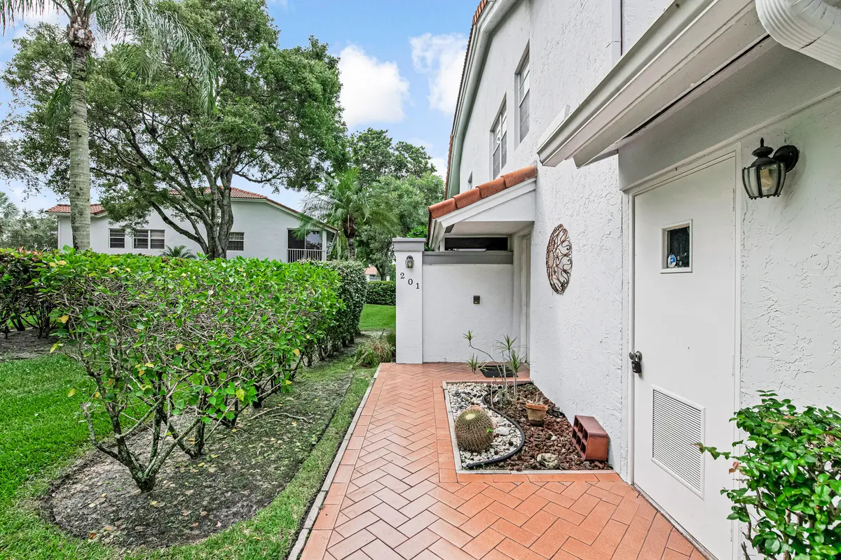 Exterior Front at 7857 Whispering Palms Drive 201, Boynton Beach