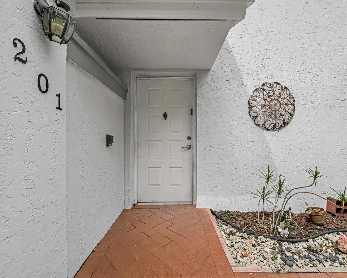 Exterior Entry at 7857 Whispering Palms Drive 201, Boynton Beach
