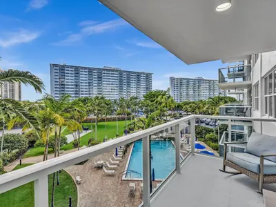 3300 NE 36th Street 420, Fort Lauderdale – Stock Cooperative for sale