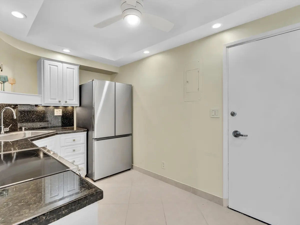 08-FPP00031 at 3300 NE 36th Street 420, Fort Lauderdale