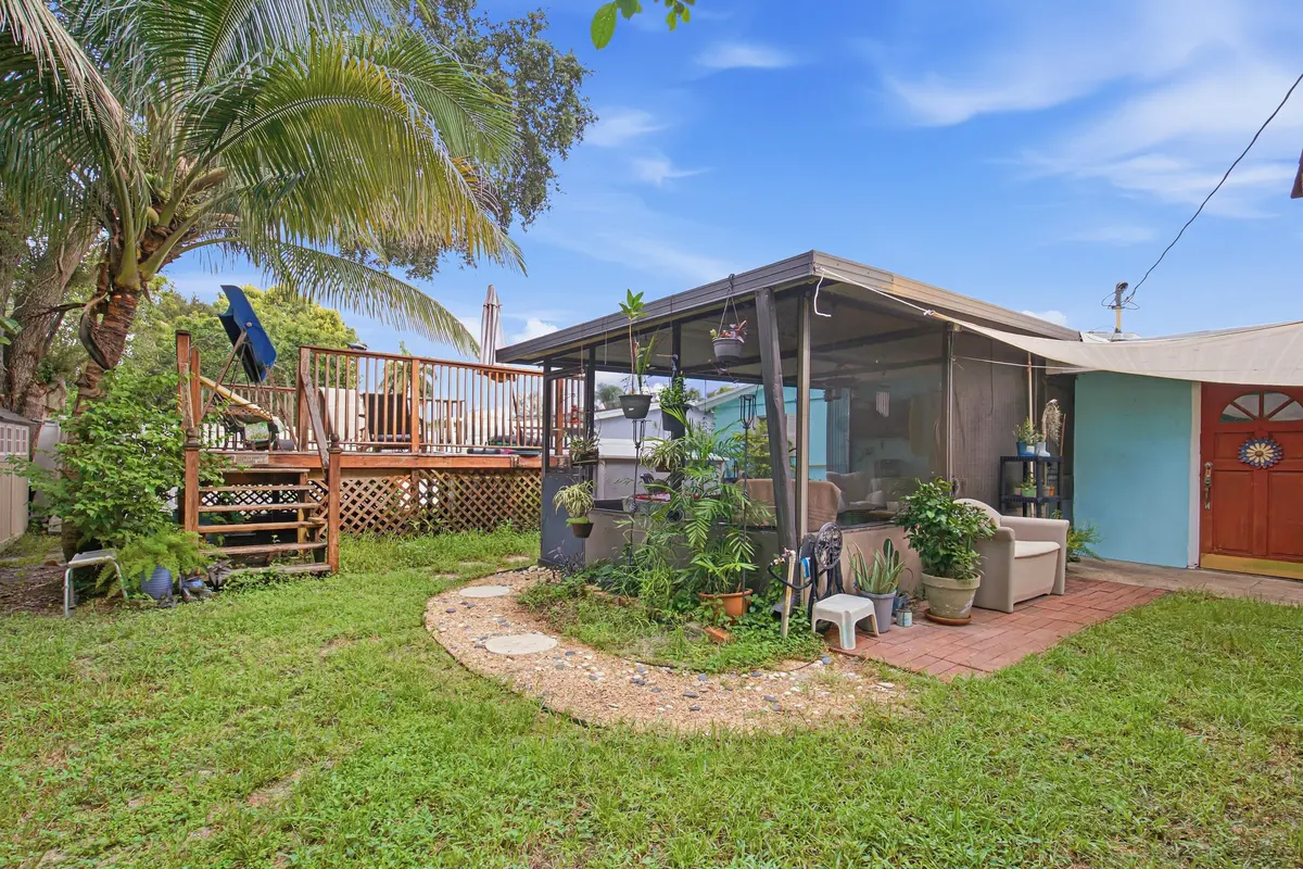 Backyard-B at 4269 SW 50TH Street, Dania Beach