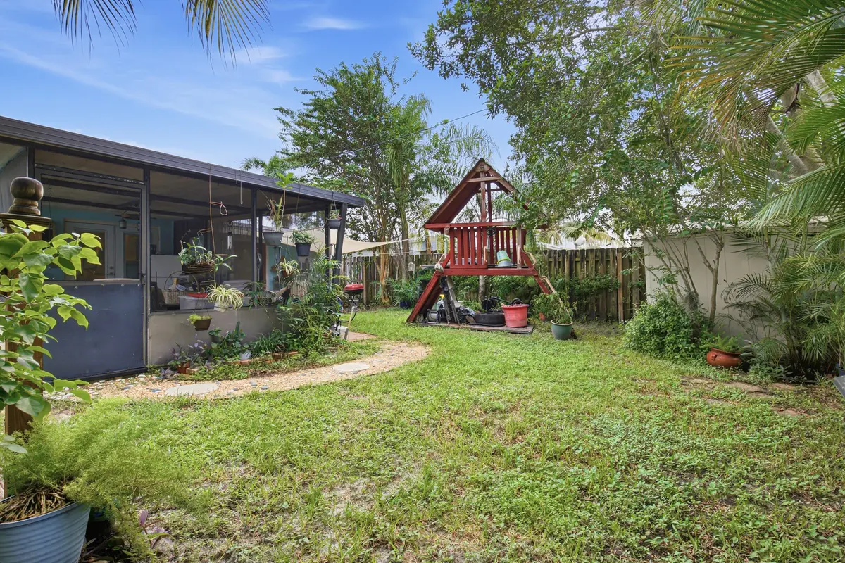 Backyard-C at 4269 SW 50TH Street, Dania Beach