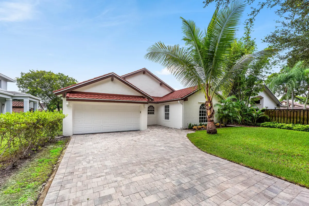 002-3145WestQuaysideDrive-Hollywood-FL-3 at 3145 W Quayside Drive, Cooper City