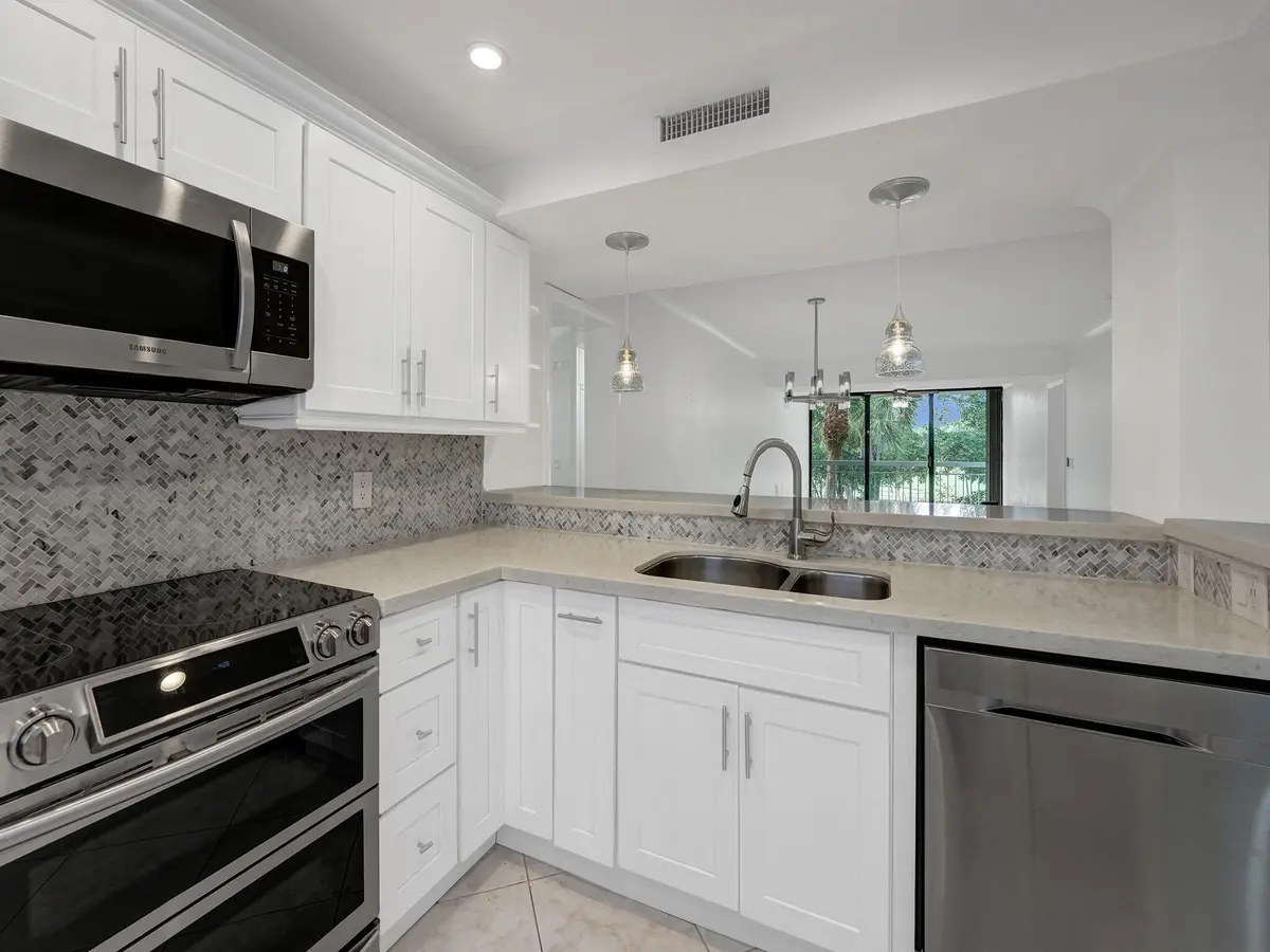 RJP02244 at 6169 BALBOA Circle 306, Boca Raton