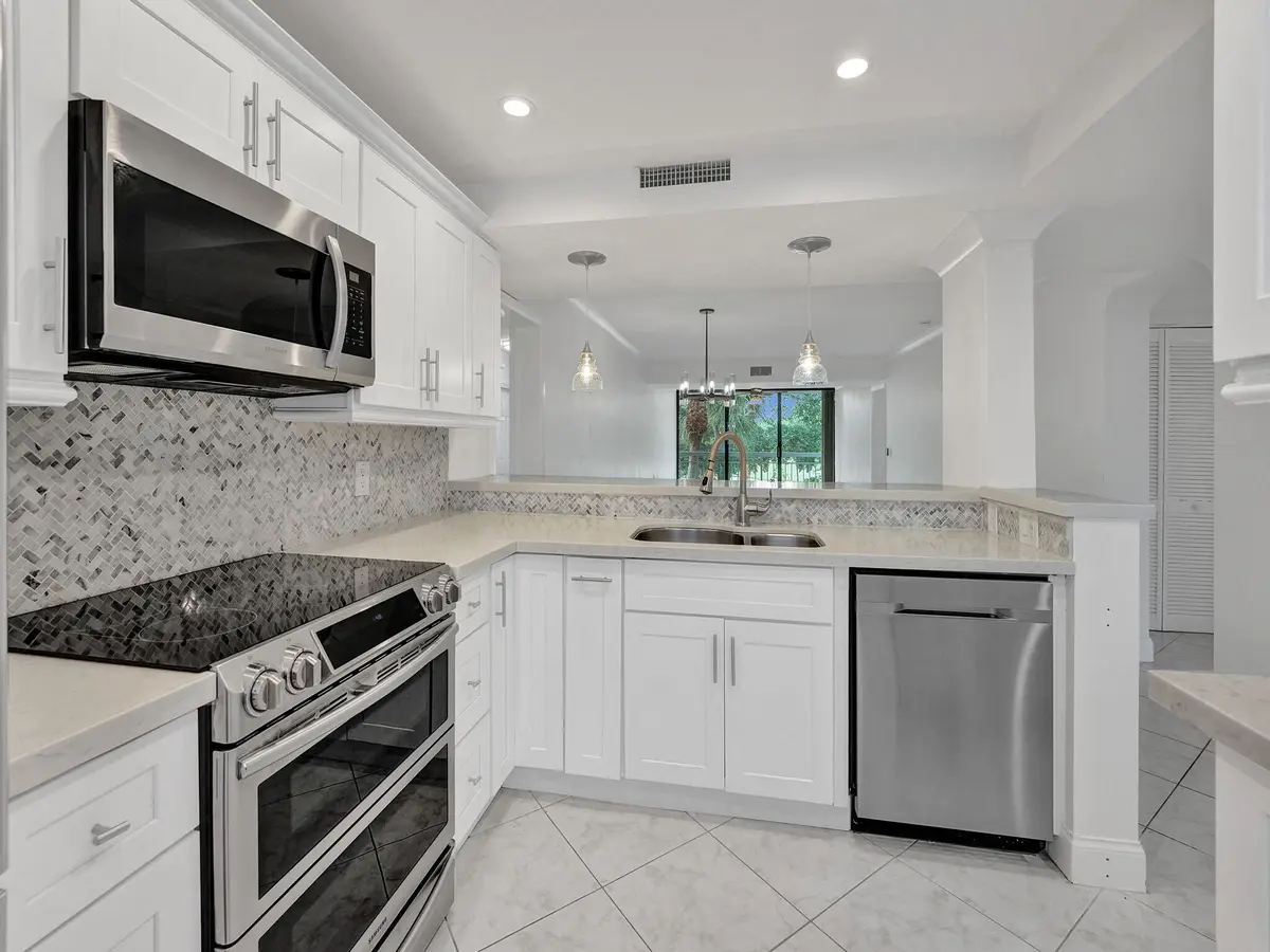 RJP02247 at 6169 BALBOA Circle 306, Boca Raton