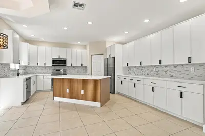 2956 Shaughnessy Drive, Wellington – Single Family Residence for sale