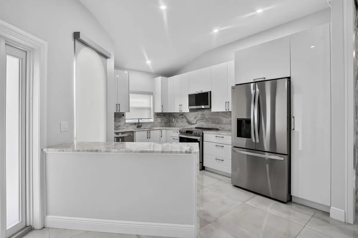 7-web-or-mls-DSC_3172 at 8381 VIA LEONESSA, Boca Raton