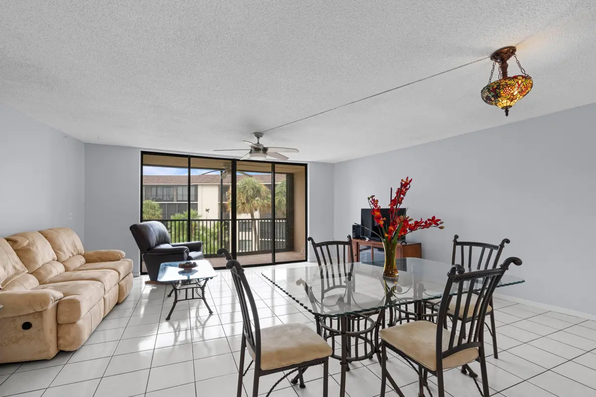 DSC01245.jpg-SMALL at 2424 N Federal Highway 305, Boynton Beach