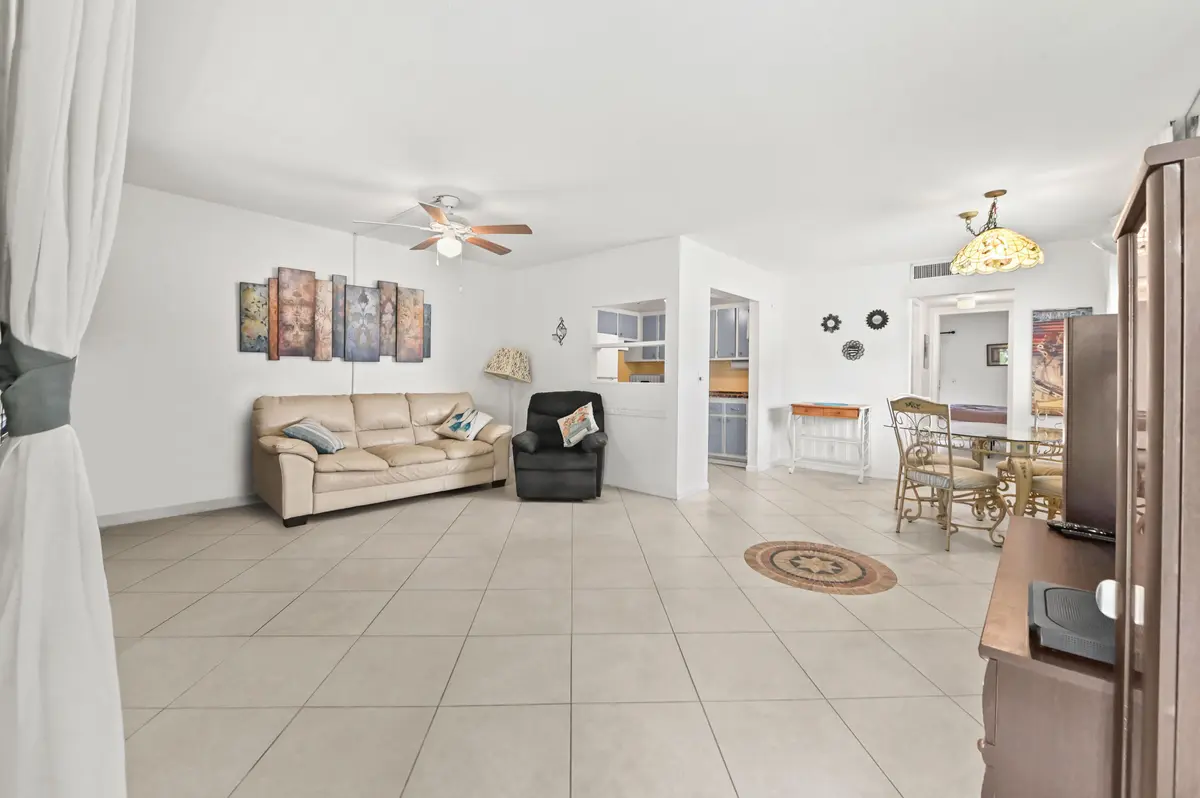 04 Living room 01 at 305 Norwich M, West Palm Beach