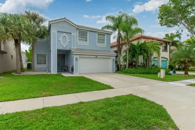 9912 Woodworth Court, Wellington – Single Family Residence for sale