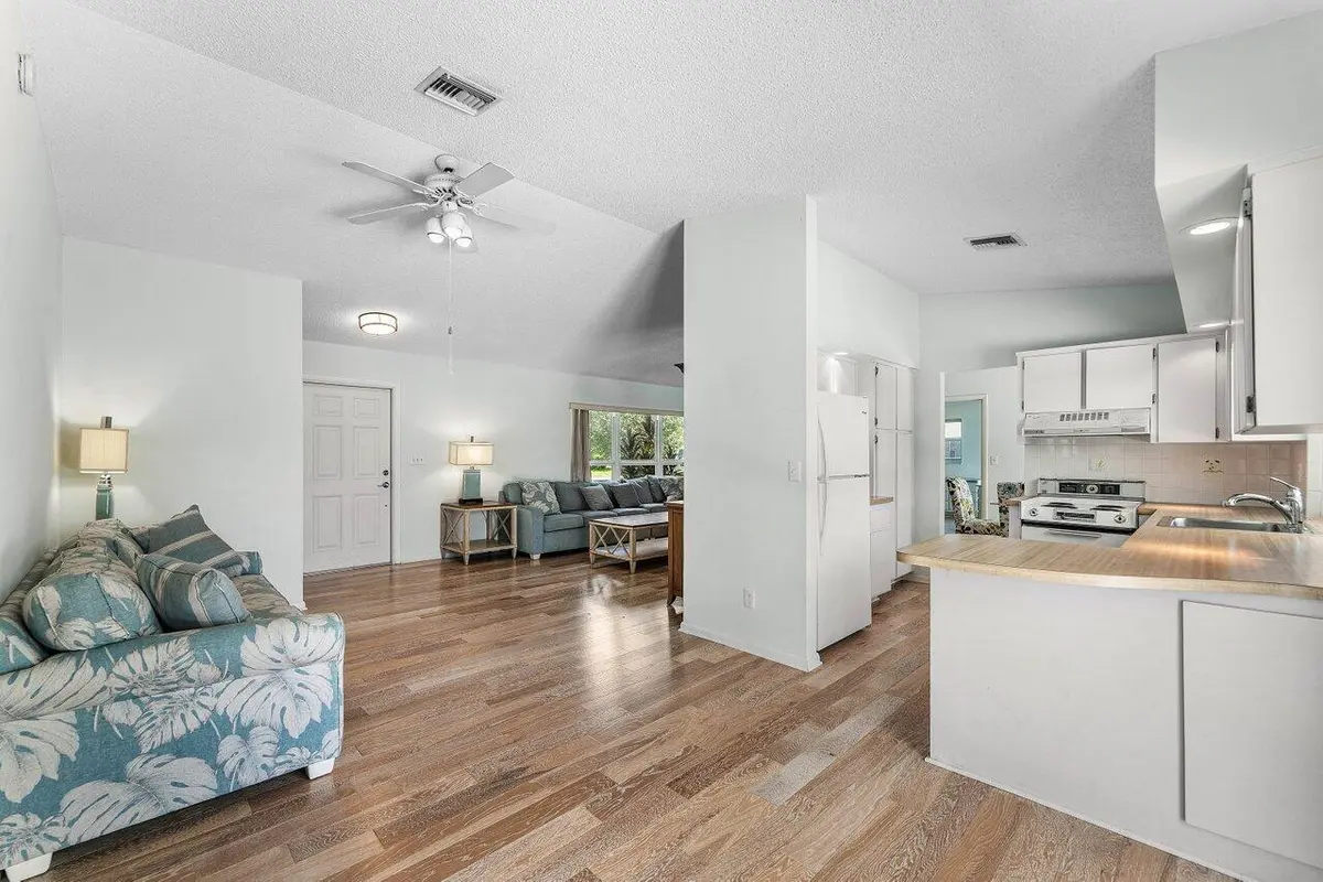 008-128SandpiperAvenue-RoyalPalmBeach-FL at 128 Sandpiper Avenue, Royal Palm Beach