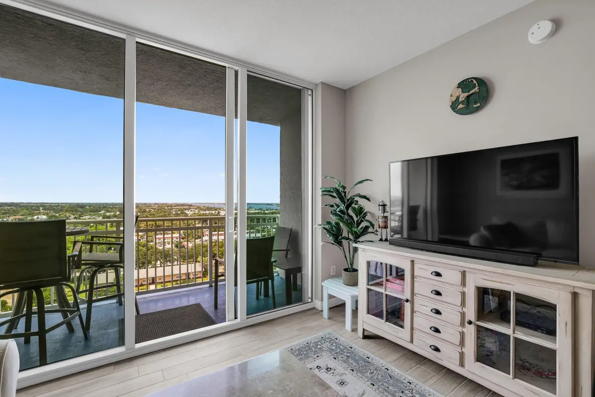 450 N Federal Hwy - 15.jpg-SMALL at 450 N FEDERAL Highway 1213, Boynton Beach