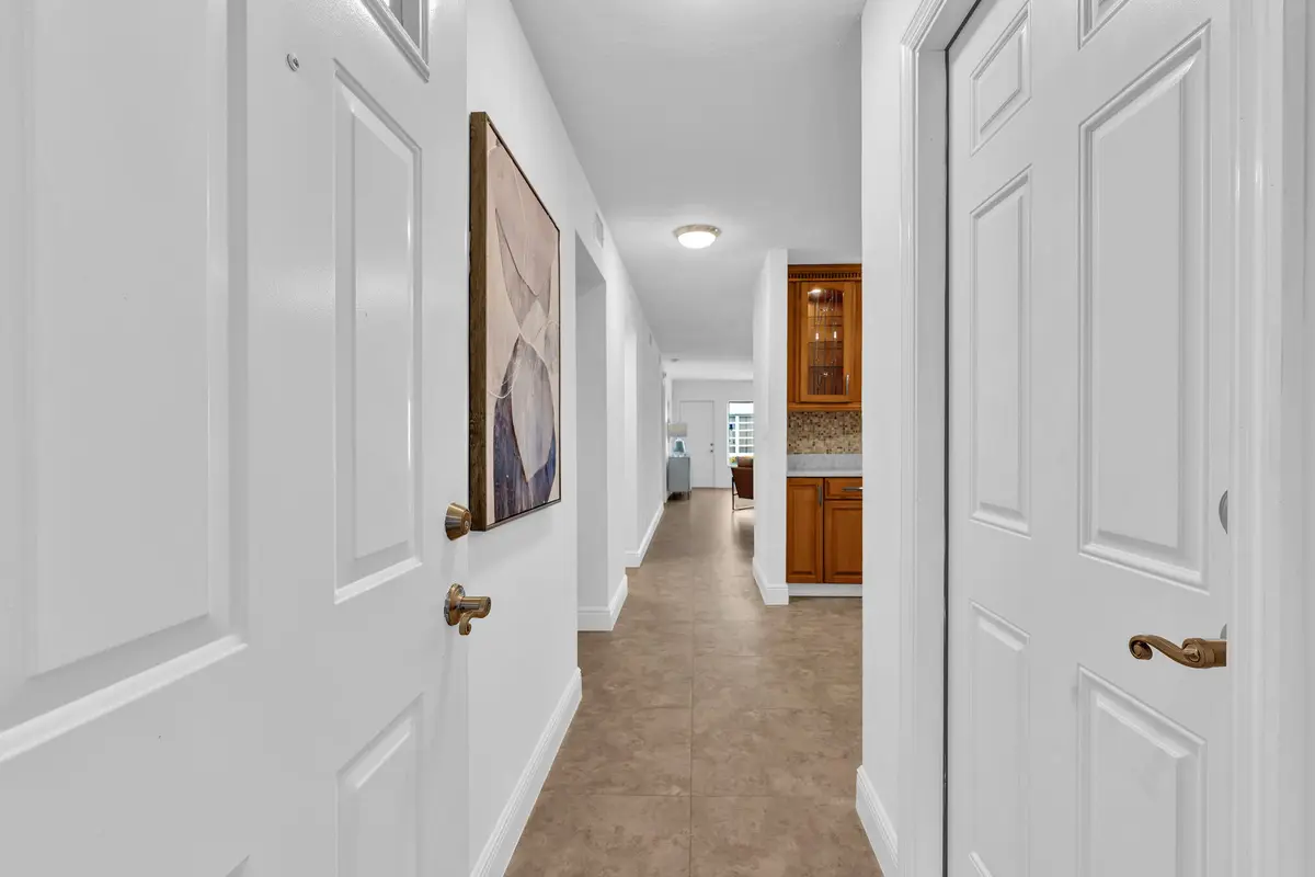 FPP01754 at 18880 JOLSON Avenue 8, Boca Raton