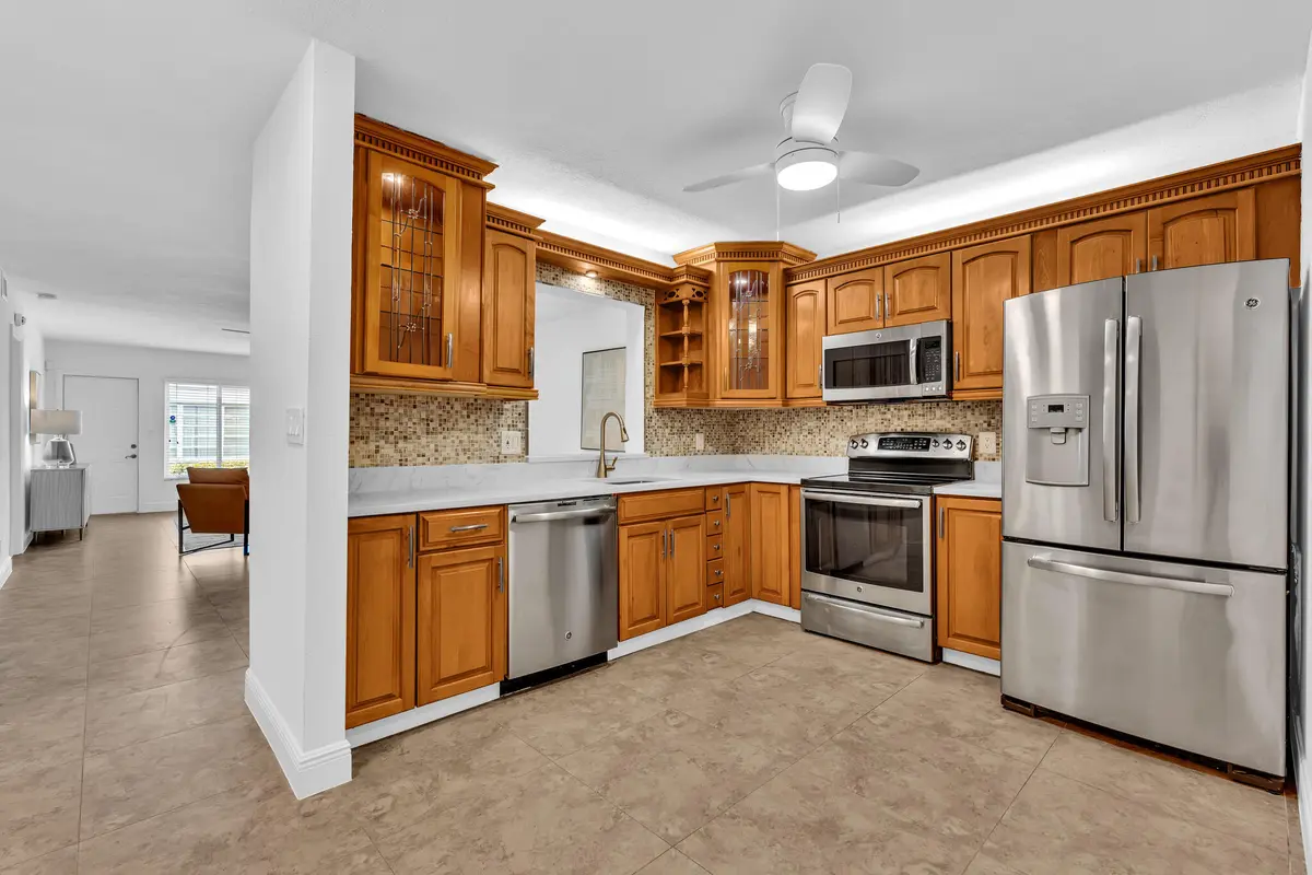 FPP01759 at 18880 JOLSON Avenue 8, Boca Raton