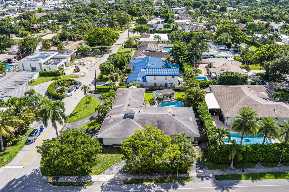2908-18 at 2908 Middle River Drive, Fort Lauderdale