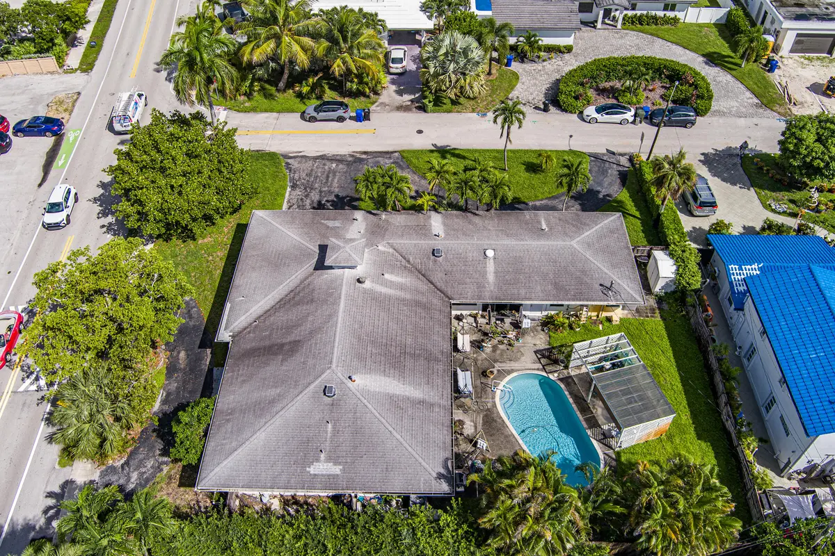 2908-20 at 2908 Middle River Drive, Fort Lauderdale