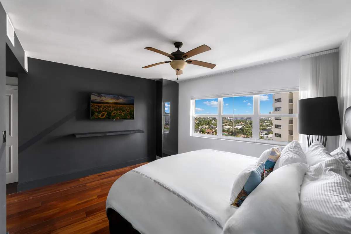 DSC03902-MLS at 333 Sunset Drive 1005, Fort Lauderdale