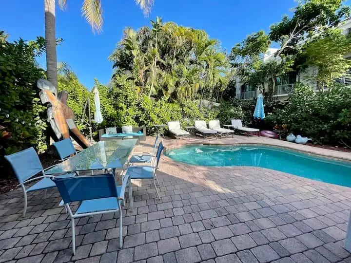 00bee054-d8cb-404f-8600-c30a0f931ec3 at 540 NE 17th Avenue, Fort Lauderdale