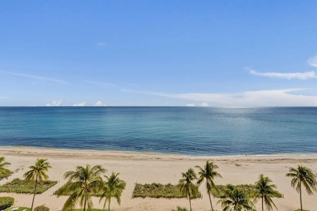 19-web-or-mls-DSC03357 at 1051 HILLSBORO MILE 906E, Hillsboro Beach