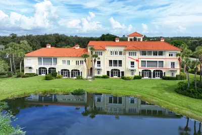 5085 HARMONY Circle 201, Vero Beach – Condominium for sale