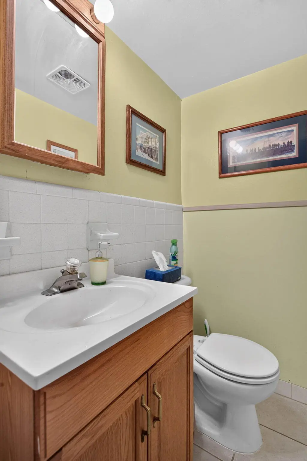 Bathroom at 2050 NE 39th Street W109, Lighthouse Point