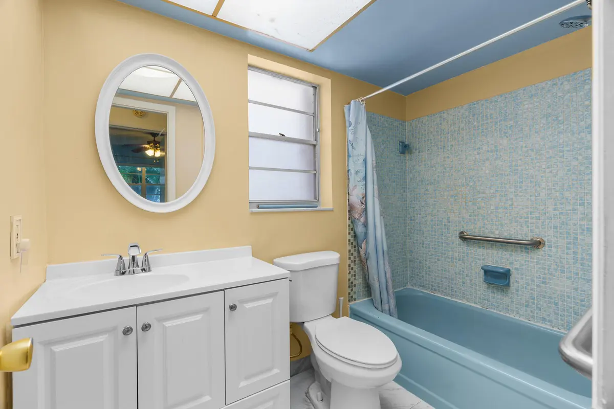 DSC00371 at 2525 W GOLF Boulevard 119, Pompano Beach