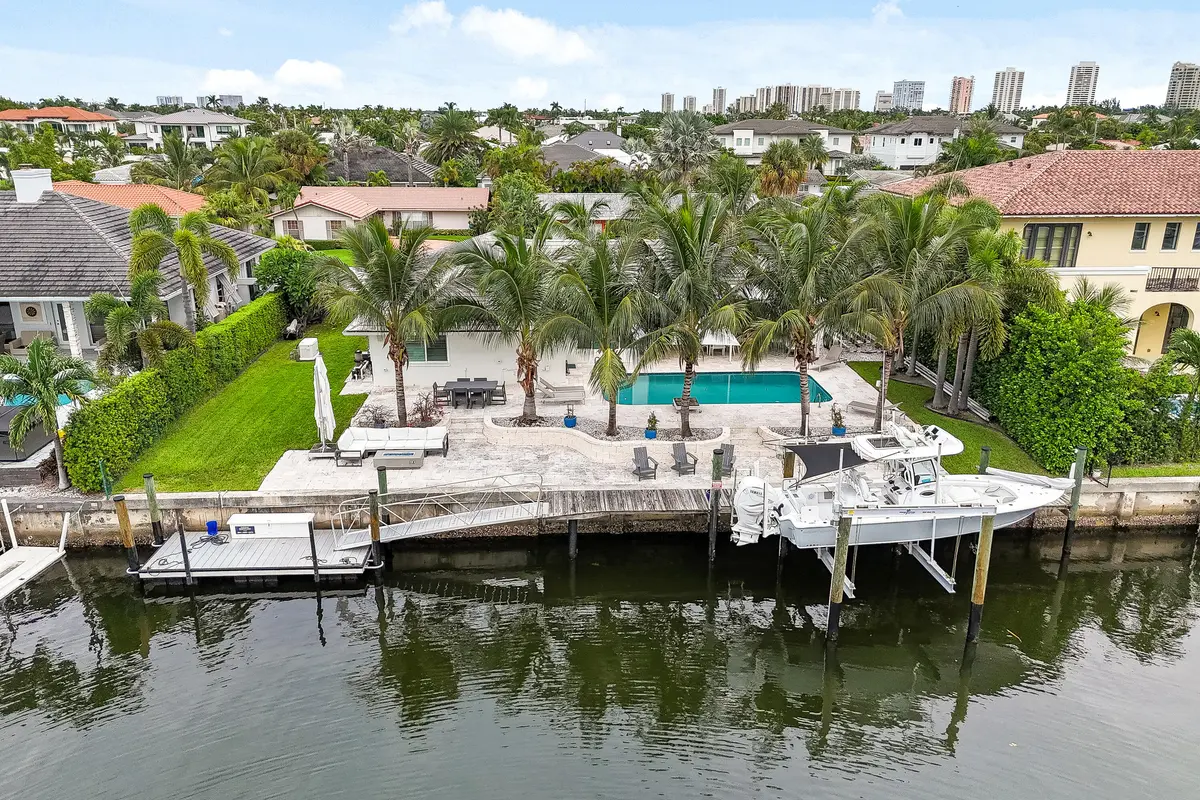 DJI_20260923105639_0039_D at 1091 SINGER Drive, Singer Island