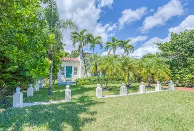411 S FEDERAL Highway, Lake Worth Beach – Single Family Residence for sale