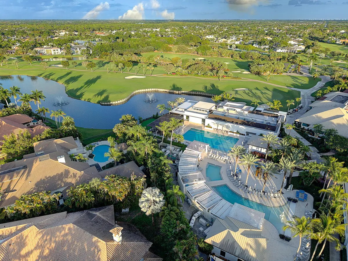 community pool at 7946 SHELBY Circle, Boca Raton