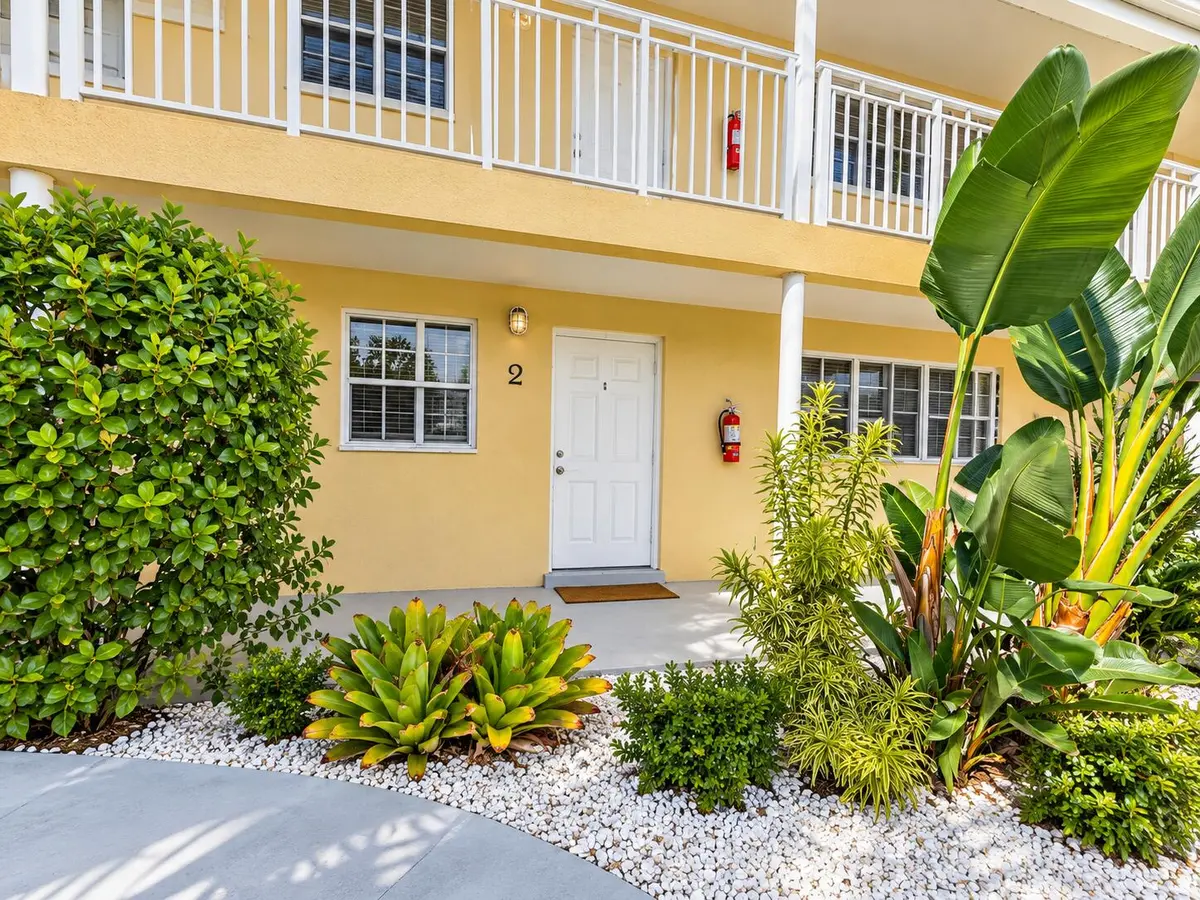 Entrance at 405 SOUTHWIND Drive 2, North Palm Beach