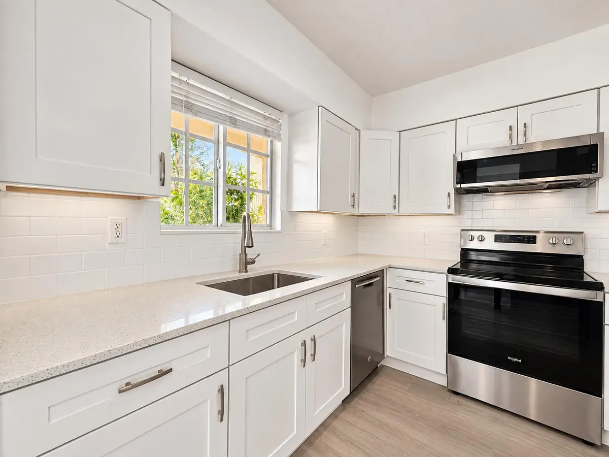Kitchen at 405 SOUTHWIND Drive 2, North Palm Beach