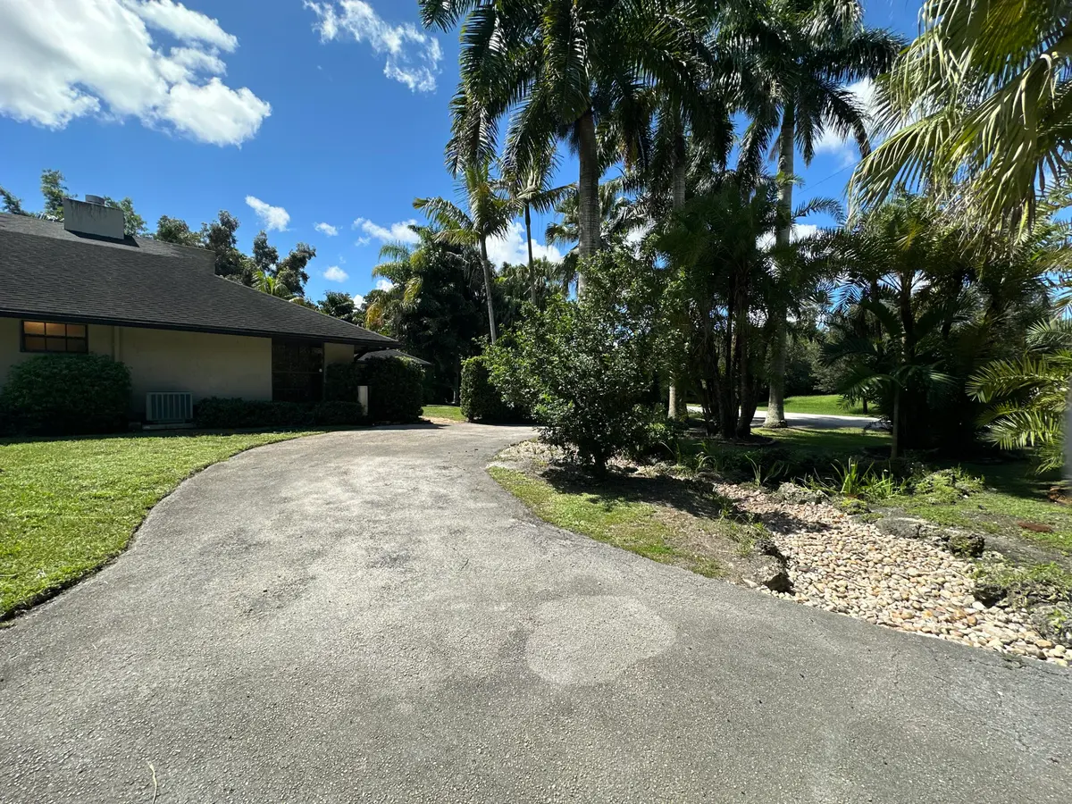 EENN9667 at 12320 NW 2ND Street, Plantation