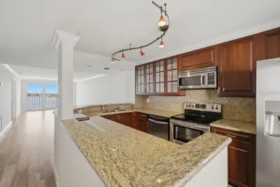 3901 S Flagler Drive 802, West Palm Beach – Condominium for rent