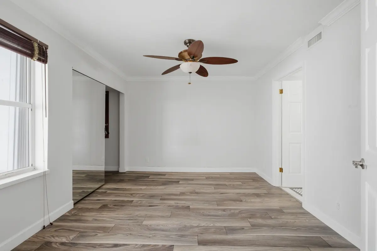 802_46-web-or-mls-DSC02450_decluttered at 3901 S Flagler Drive 802, West Palm Beach