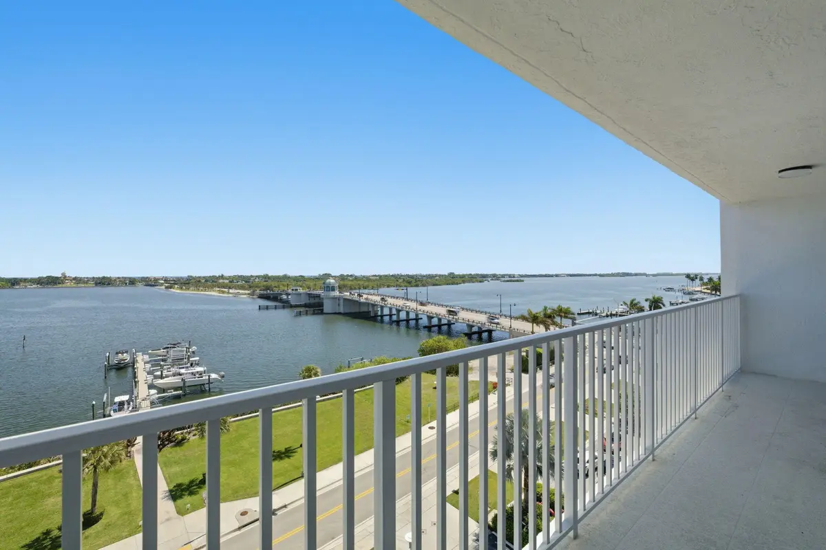802_50-web-or-mls-DSC02465_decluttered at 3901 S Flagler Drive 802, West Palm Beach
