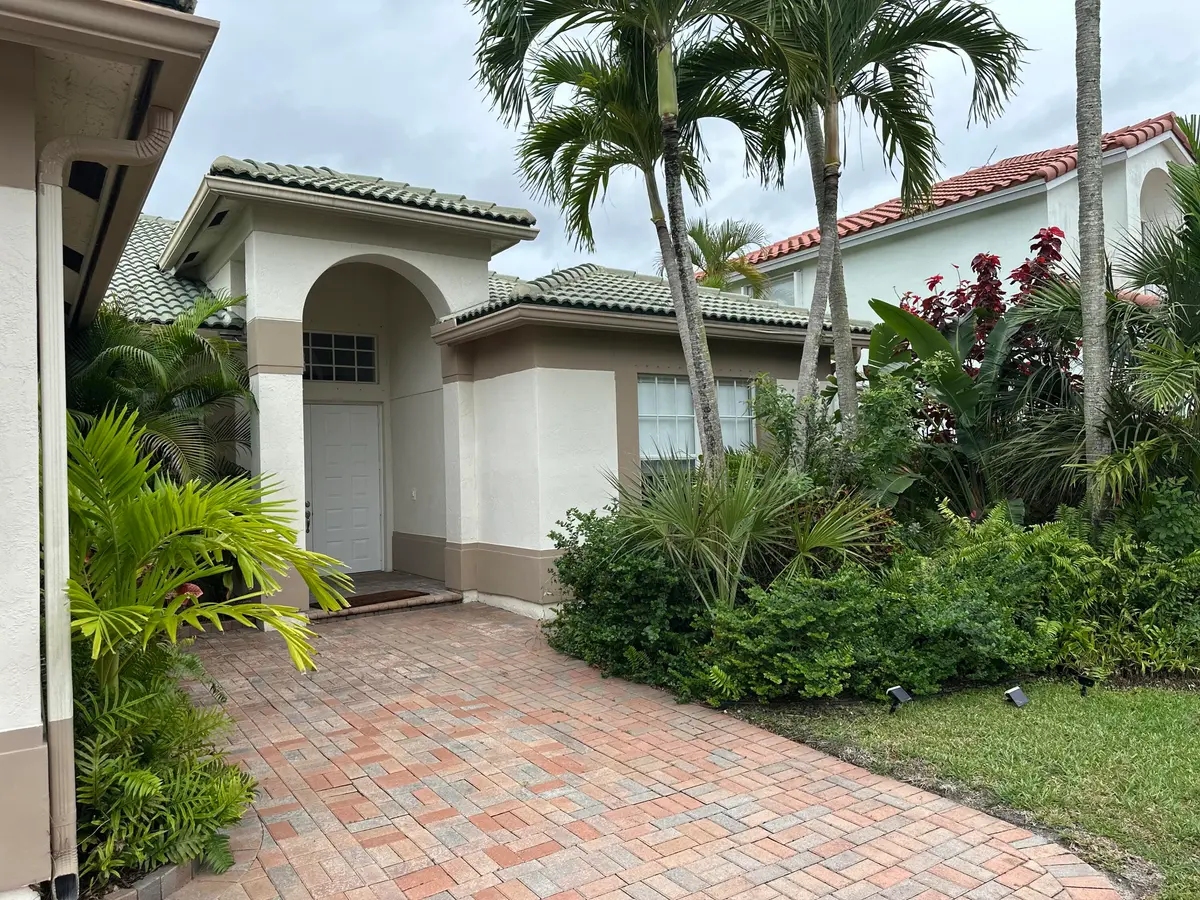 4644 wc4 at 4644 WINDWARD COVE Lane, Wellington