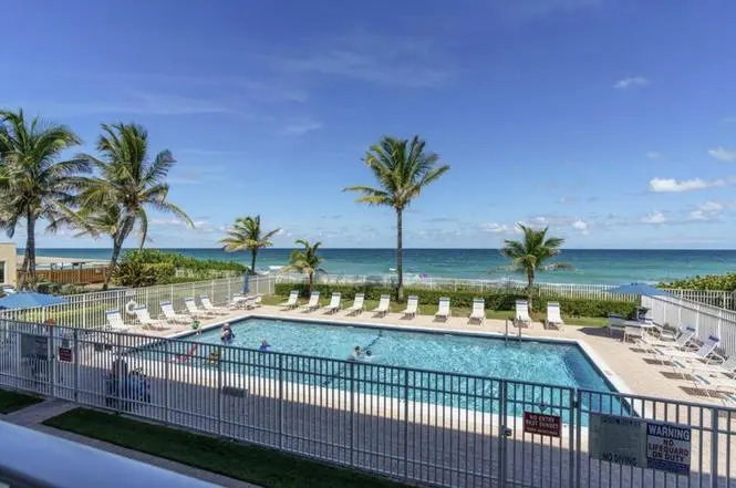 genMid.R10958095_7_1 at 9800 S OCEAN Drive 205, Jensen Beach
