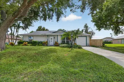 872 SW NICHOLS Terrace, Port St. Lucie – Single Family Residence for sale