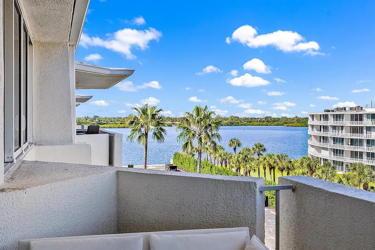 Balcony at 2773 S Ocean Boulevard 517, Palm Beach